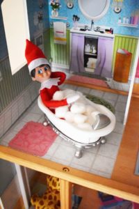 25 easy elf on the shelf ideas