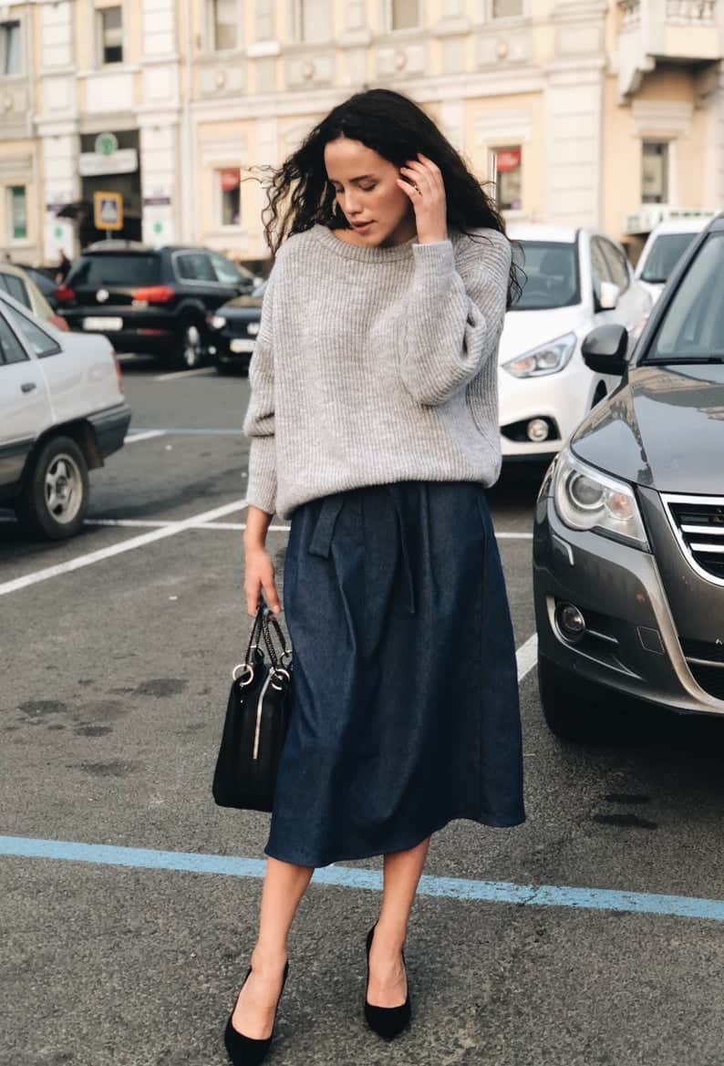 A List of Fall Wardrobe Essentials Every Mom Should Have in Her Closet